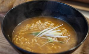 Mangkok ala Korea, Bentuk Unik dan Tahan Panas Mangkok ala Korea